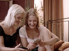 18 летние, Красотки, Блондинки, Клитор, Пальцем, Хд, Крошечные, Сиськи