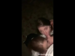 ブロンド, フェラチオ, 茶髪の, 口内発射, チン, 生徒, ティーン, 三人