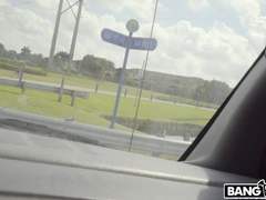 Grote mammen, Pijpbeurt, Autobus, Sperma in mond, Hondjeshouding, Hd, Latijnse vrouw, Rijden