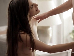 Enthousiasteling, Anaal, Grote kont, Bruinharig, Rondborstig, Rijpe lesbienne, Moeder die ik wil neuken, Natuurlijke tieten