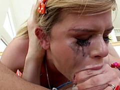 Blonde, Sucer une bite, Éjaculer dans la bouche, Tir de sperme, Bâillonner, Hard, Hd, Avaler