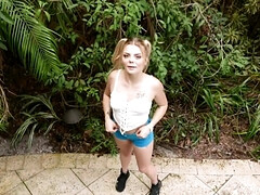 18 jahre, Blasen, Schwanz, Fingern, Lecken, Natürlichen titten, Zopf, Pov