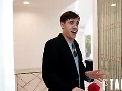 Enthousiasteling, Blond, Pijpbeurt, Hondjeshouding, Hardcore, Moeder die ik wil neuken, Rijden, Geschoren