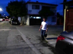 Brunette brune, Plantureuse, Couple, Gorge profonde, Fille latino, Rasée, Tatouage, Nénés