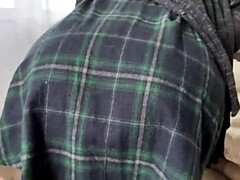 Leie, Schwanz, Hundestellung, Natürlichen titten, Pov, Muschi, Dürr, Unter dem rock