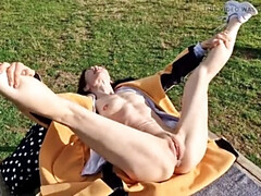 Klaffend, Hd, Milf, Nackt, Im freien, Öffentlich, Muschi, Solo