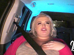 Belle grosse femme bgf, Derrière les coulisses, Gros cul, Rondelette