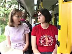 Anaal, Grote mammen, Pijpbeurt, Sperma shot, Hardcore, Openbaar, Tieten likken, Oud