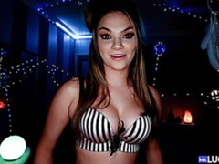 Gros cul, Sucer une bite, Lingerie, Seins naturels, Pov, Rasée, Dénudage, Nénés