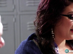 Belle grosse femme bgf, Gros cul, Gros seins, Tir de sperme, Branlette thaïlandaise, Hd, Talons, Seins naturels