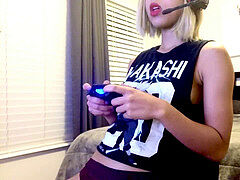 Gamer nymph Uses ps4 Controller as fuck stick