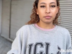 Cul, Chambre à dormir, Queue, Embrassement, Fille latino, Piercing, Chatte, Nénés