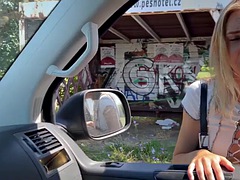 Grosser schwanz, Blondine, Blasen, Auto, Betrug, Hardcore, Masturbation