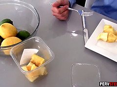 Mooi, Grote kont, Blond, Pijpbeurt, Rondborstig, Rijpe lesbienne, Moeder die ik wil neuken, Moeder