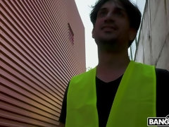 Blasen, Braunhaarige, Sperma im mund, Spermaladung, Hundestellung, Hardcore, Öffentlich, Rasiert