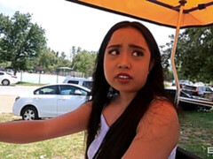 Luna Mills Is A Sexual Hottie That Wants To Bone