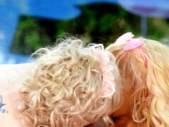 Arschlecken, Bikini, Blondine, Schwanz, Fetisch, Handjob, Küssen, Piercing