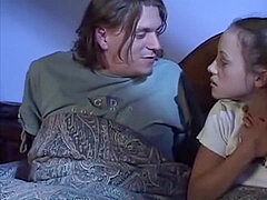 Sucer une bite, Tir de sperme, Double pénétration, Faciale