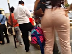 SEXY YOUNG LOOKING FOR BUS