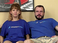 ブロンド, フェラチオ, 手コキする, なめる, 剃毛, ガリガリ, ティーン, オッパイの