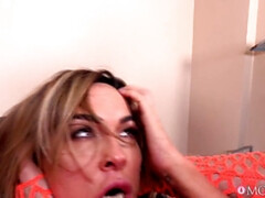 フェラチオ, イく瞬間, バック, 顔射, 開帳, なめる, オマンコ, スパンキング