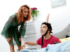 デカパイ, 巨乳な, ディルド, オマンコ, 赤毛, 馬乗り, 剃毛, おもちゃ