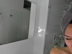 Lieveling, Grote mammen, Pijpbeurt, Seksspeelgoed, Gigantische dildo, Latijnse vrouw, Billekoek, Speelgoed
