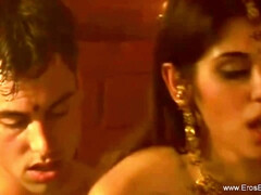 Anaal, Aziatisch, Erotisch, Handbeurt, Hardcore, Hd, Interraciaal, Tieten likken