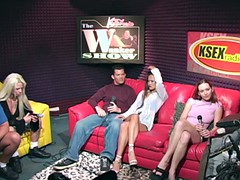 Aziatisch, Bruinharig, Openbaar, Tieten likken