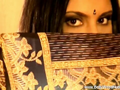 Witching sweetie pie - music dirt - Bollywood Nudes HD