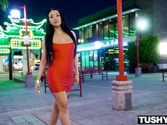 Anal, Sexo duro, Tetas naturales, Medias largas