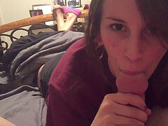 fledgling teen blowing her bf's meatpipe to completion