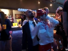 フェラチオ, 衣服着たままセックス, ダンス, ハードコア, オナニー, オージー, ポルノスター, スインガー