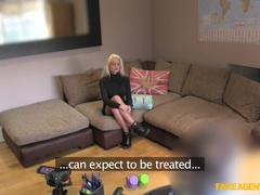 Amateur, Anal, Culo, Mamada, Estilo perrito, Masturbación, Oficina, Pov