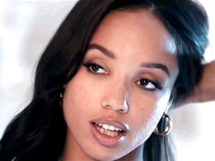 Tetas grandes, Rubia, Polla, Ébano, Latina, Lencería, Pov, Público