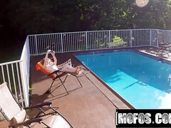 デカ尻, ビキニ, Hd, 小柄, ピアス, 現実, 赤毛, タトゥー