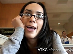 Corridas, Fetiche, Masturbacion con pies, Gafas, Pajear, Pov, Flaco, Estriptis