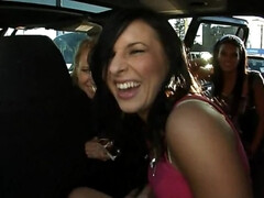 Блондинки, Минет, Брюнетки, Семяизвержение, Сперма на лице, Секс без цензуры, Межрасовый секс, Лесбиянка