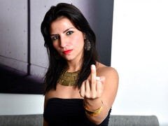 Amateur, Nana, Sucer une bite, Brunette brune, Doigter, Hard