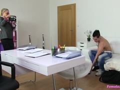 Amateur, Tromperie, Couple, Faciale, Femelle, Branlette thaïlandaise, Bureau, Pov