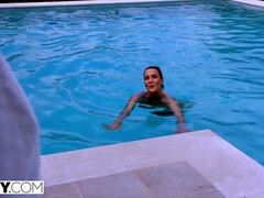 In den arsch, Arsch, Aus dem arsch in den mund, Braunhaarige, Tschechisch, Hardcore, Reiten, Titten