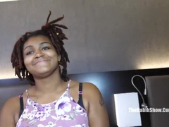 Africain, Noire, Sucer une bite, Queue, Poilue, Hd, Se déshabiller, Adolescente