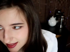 Bruinharig, Flashing, Handbeurt, Huisgemaakt, Gezichtspunt, Secretaresse, Alleen, Tieten likken