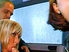 素人, フェラチオ, 車, イく瞬間, 母, アウトドア, 三人, ヴィンテージ