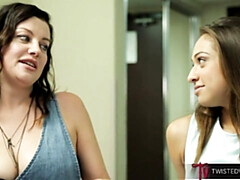 デカ尻, デカパイ, 指いじり, 下着, オナニー, オマンコ, ストリッピング, オッパイの