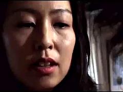 Asiatisch, Grosser schwanz, Grosse titten, Besamung, Masturbation, Milf, Stiefmutter, Titten