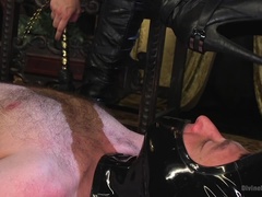 Садо мазо, Брюнетки, Женское доминирование, Пальцем, Маски, Простата, Наказание, Киски