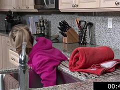 Большие сиськи, Блондинки, Минет, Милф, Мачеха, Сиськи