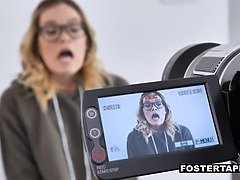 Grote mammen, Oudere vrouw, 1 man 2 vrouwen, Moeder die ik wil neuken, Stiefmoeder, Tiener, Trio, Tieten likken