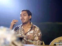 素人, アジア人, デカチン, フェラチオ, 自家製, 人妻の, インド人, 淫乱熟女